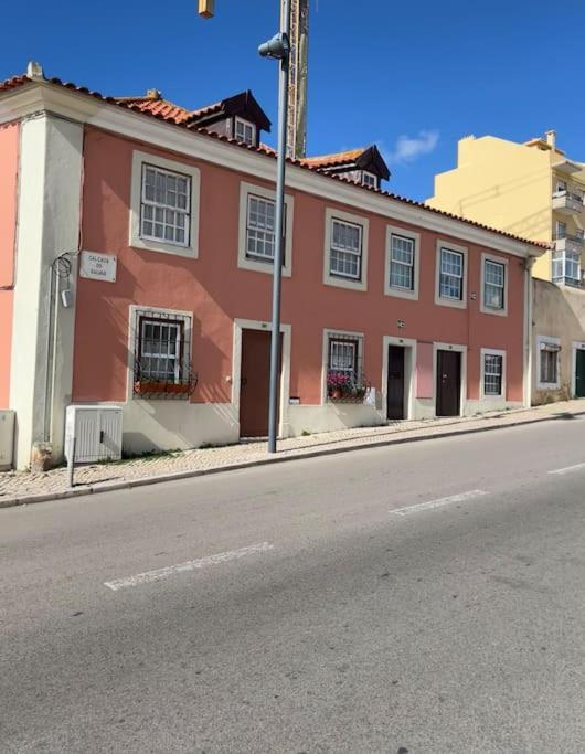Luxury Artistic Digital Nomad Getaway W/ Terrace Apartment Lisbon Exterior photo
