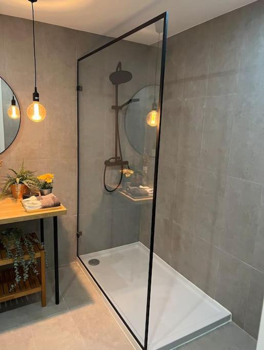 Luxury Artistic Digital Nomad Getaway W/ Terrace Apartment Lisbon Exterior photo